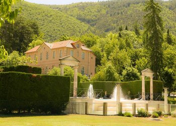 Holiday homes in France