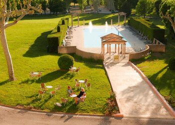 Holiday homes in France