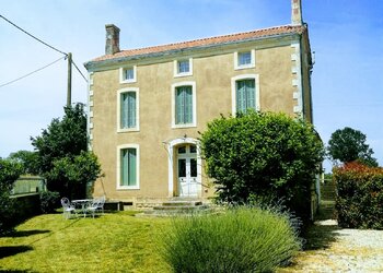 Holiday homes in France