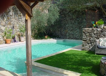 Holiday homes in France