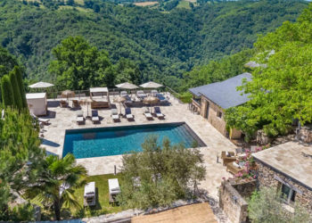 Holiday homes in France