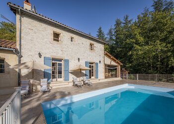 Holiday homes in France