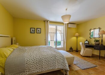 Holiday homes in France