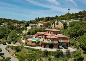 Holiday homes in France