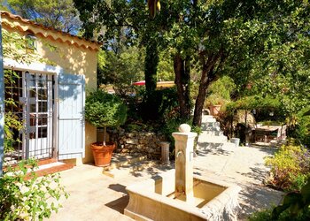 Holiday homes in France