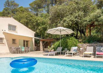 Holiday homes in France