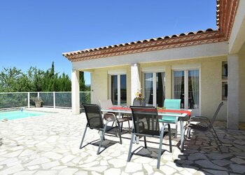 Holiday homes in France