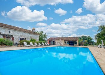 Holiday homes in France