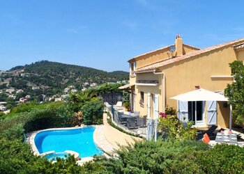 Holiday homes in France