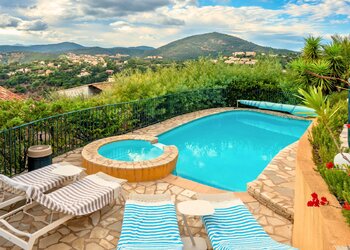 Holiday homes in France