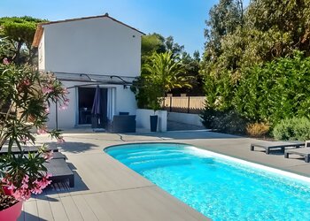 Holiday homes in France
