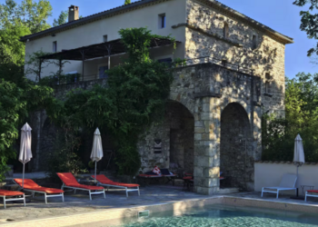 Holiday homes in France