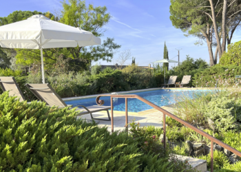 Holiday homes in France