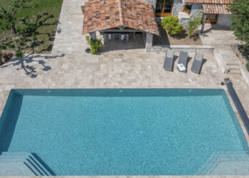 Holiday homes in France