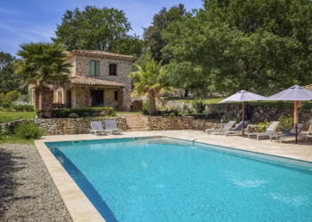 Holiday homes in France