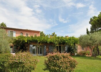 Holiday homes in France