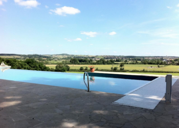 Holiday homes in France