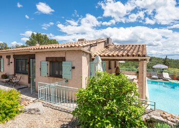 Holiday homes in France