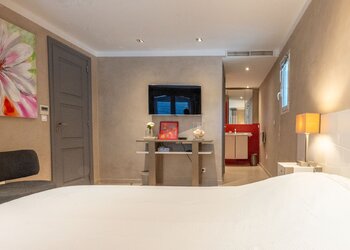 Holiday homes in France
