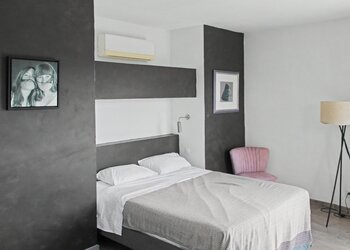 Holiday homes in France
