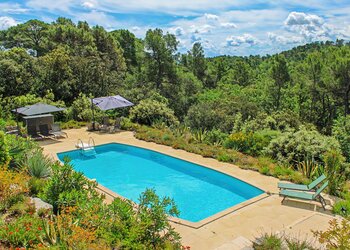 Holiday homes in France