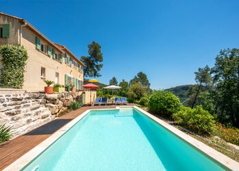 Holiday homes in France