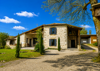 Holiday homes in France