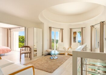 Holiday homes in France