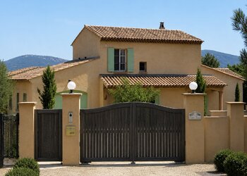 Holiday homes in France