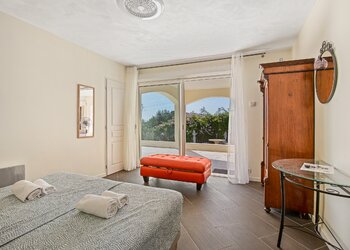 Holiday homes in France