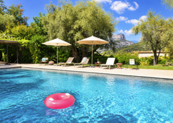 Holiday homes in France