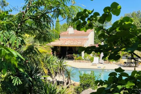 Holiday homes in France