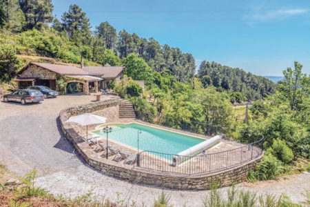 Holiday homes in France
