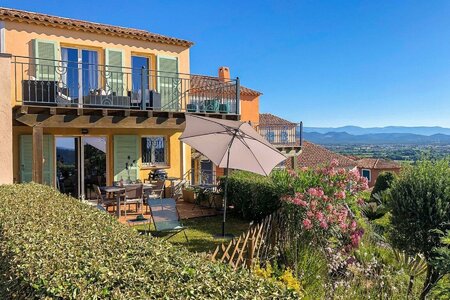 Holiday homes in France