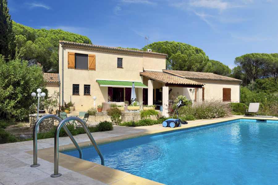 Holiday homes in France