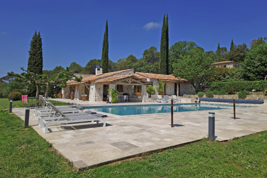 Holiday homes in France