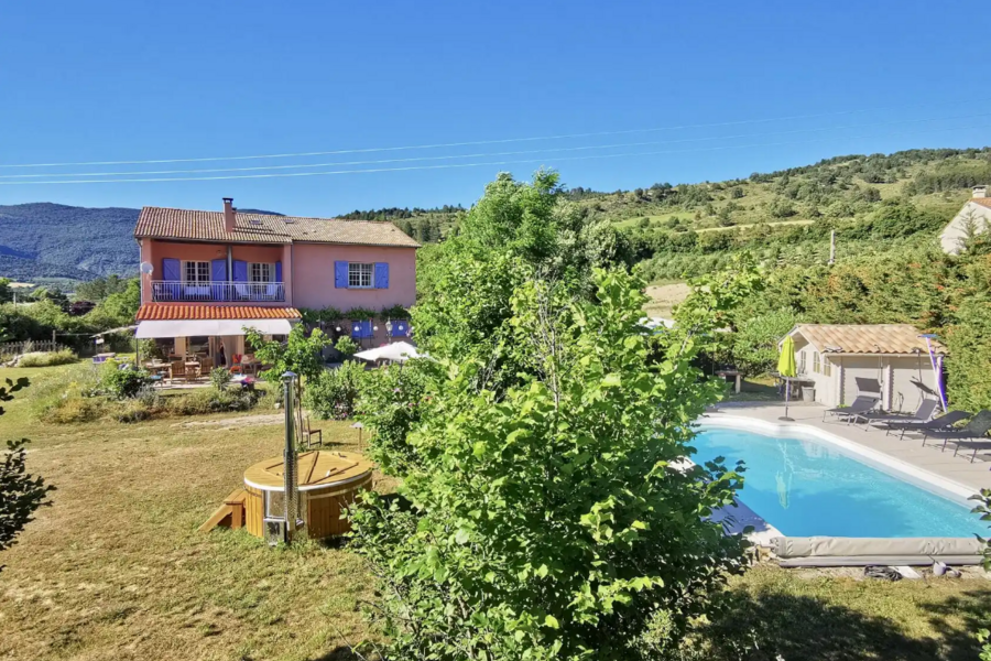 Holiday homes in France